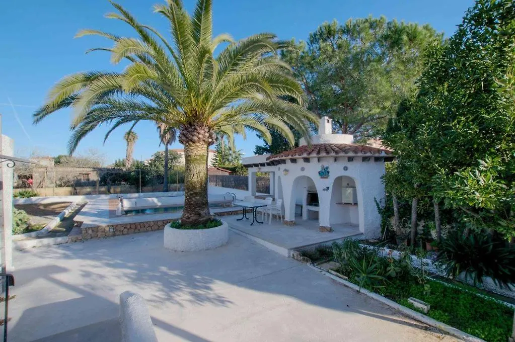 Шале Villa Las Palmeras Urbanicacion ses palmeres