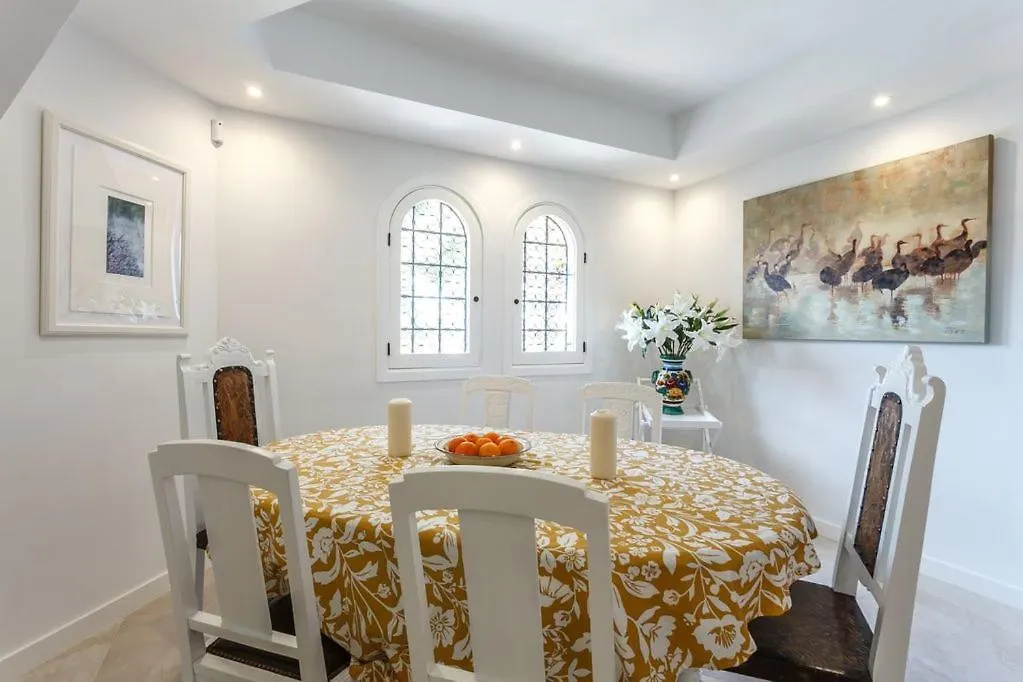 شاليه Urbanicacion ses palmeres Villa Las Palmeras إسبانيا
